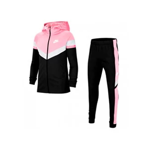 Спортивная одежда для девочек