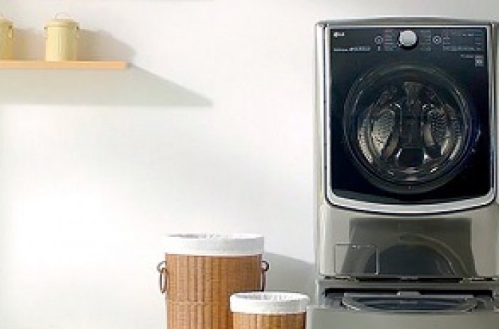 Mașină de spălat rufe LG TWIN Wash – spălare dublă!