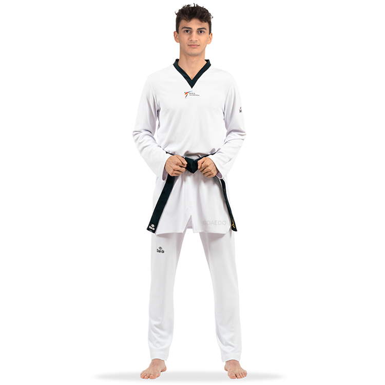 Кимоно для тхэквондо 240г/м2 DAEDO WT DOBOK photo 1