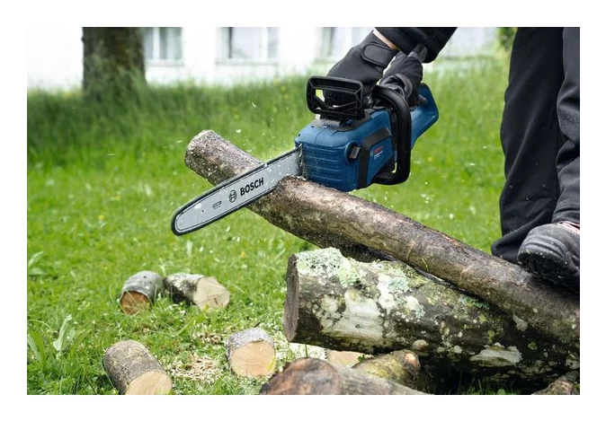 Цепная пила аккумуляторная Bosch GKE 18V-40 Solo, 06008D3000 photo 4