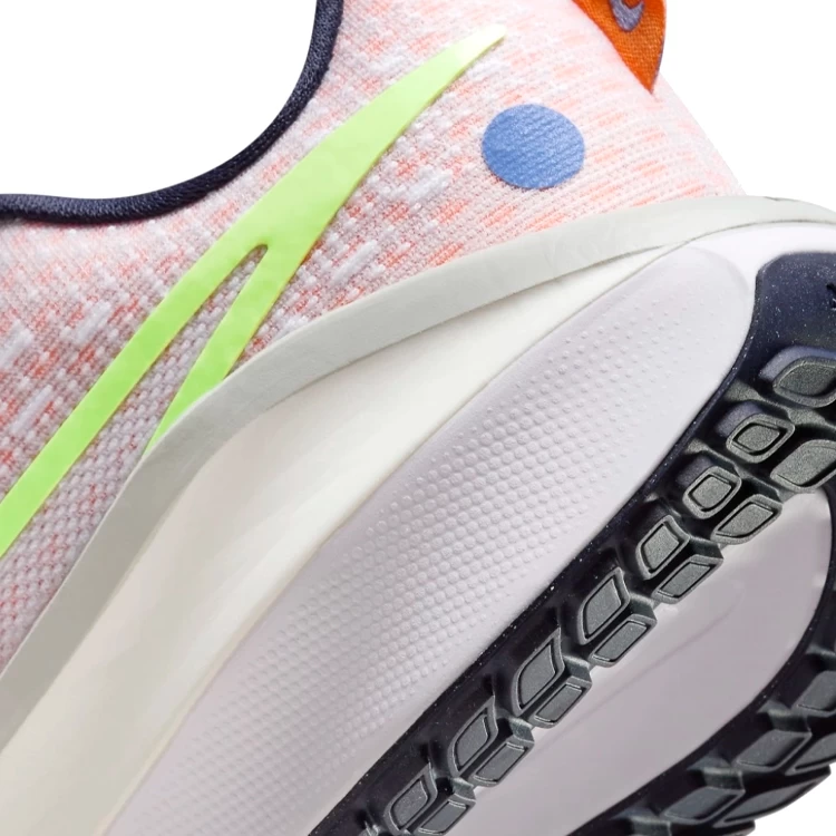 Incaltaminte Sport Nike WMNS VOMERO 17 pt Femei / 39 / Alb-roz photo 5