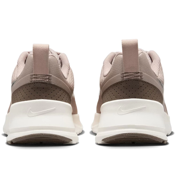 Кроссовки Nike W AIR MAX NUAXIS / Женский / 38.5 / Коричневый photo 4