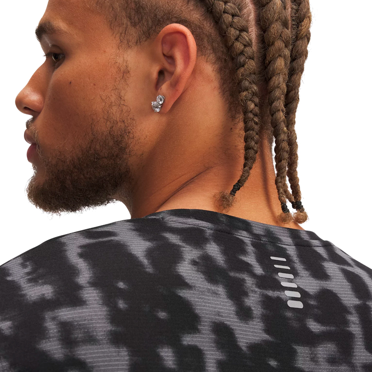 Футболка мужская Under Armour UA LAUNCH PRINTED SS M Черный/Серый photo 3