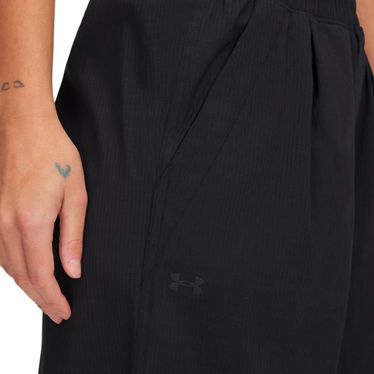 Брюки Under Armour UA Unstoppable Wvn Parachute L Черный Женский photo 4