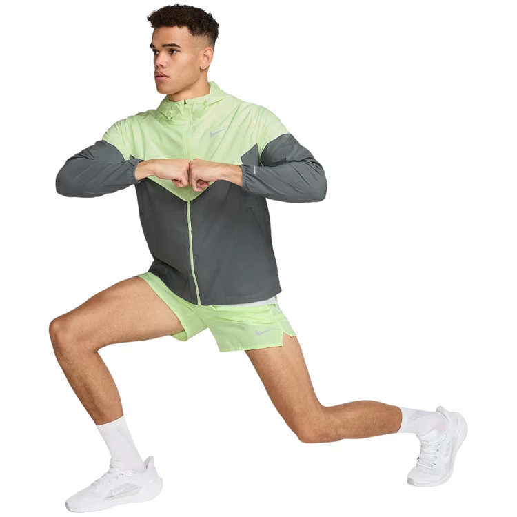 Мужская Ветровка Nike M NK IMP LGHT WR JKT M Разноцветный photo 3