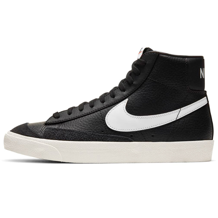 Кроссовки Nike BLAZER MID 77 VNTG / Мужской / 44 / Черный photo 1 Кроссовки Nike BLAZER MID 77 VNTG / Мужской / 44 / Черный photo 1