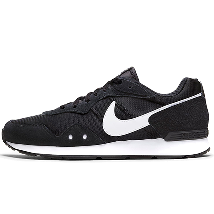Кроссовки Nike VENTURE RUNNER photo Кроссовки Nike VENTURE RUNNER photo