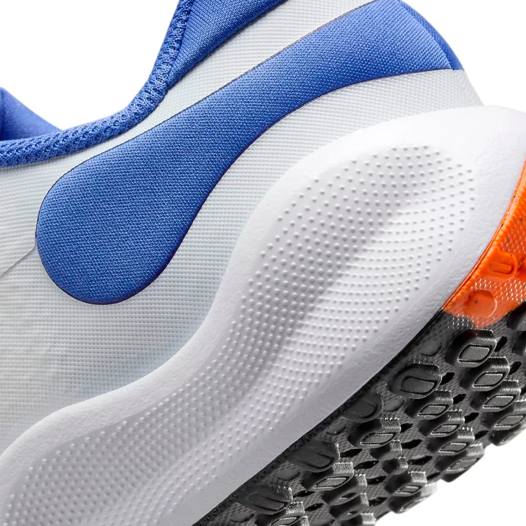 Кроссовки Nike REVOLUTION 7 (GS) / Мужской / 39 / Белый photo 5