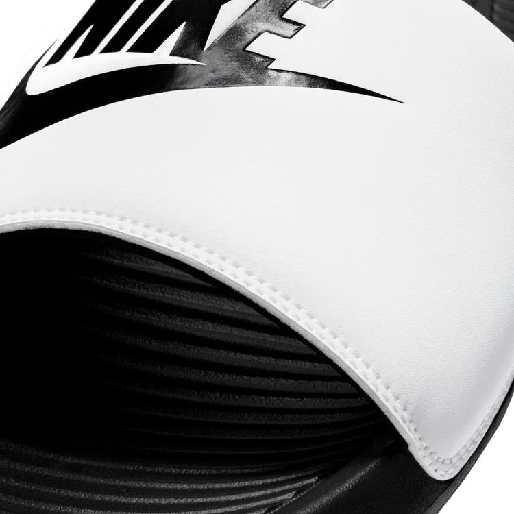 Шлепанцы Nike VICTORI ONE SLIDE / Мужской / 44 / Черный/Белый photo 5