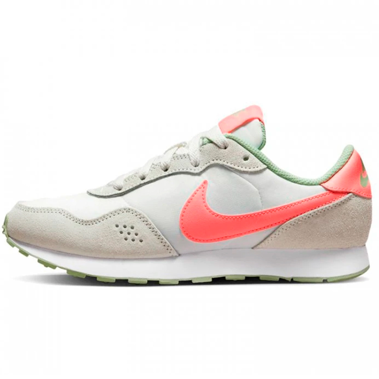 Кроссовки Nike MD VALIANT (GS) photo Кроссовки Nike MD VALIANT (GS) photo