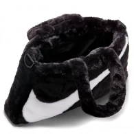 Geanta sport Nike W NSW FX FUR TOTE HO23 thumbnav 2