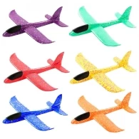 Самолет FJ820-37 