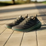 Кроссовки Adidas ULTRABOOST LIGHT thumbnav 5