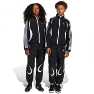 Брюки Adidas WOVEN TRACKPANT 