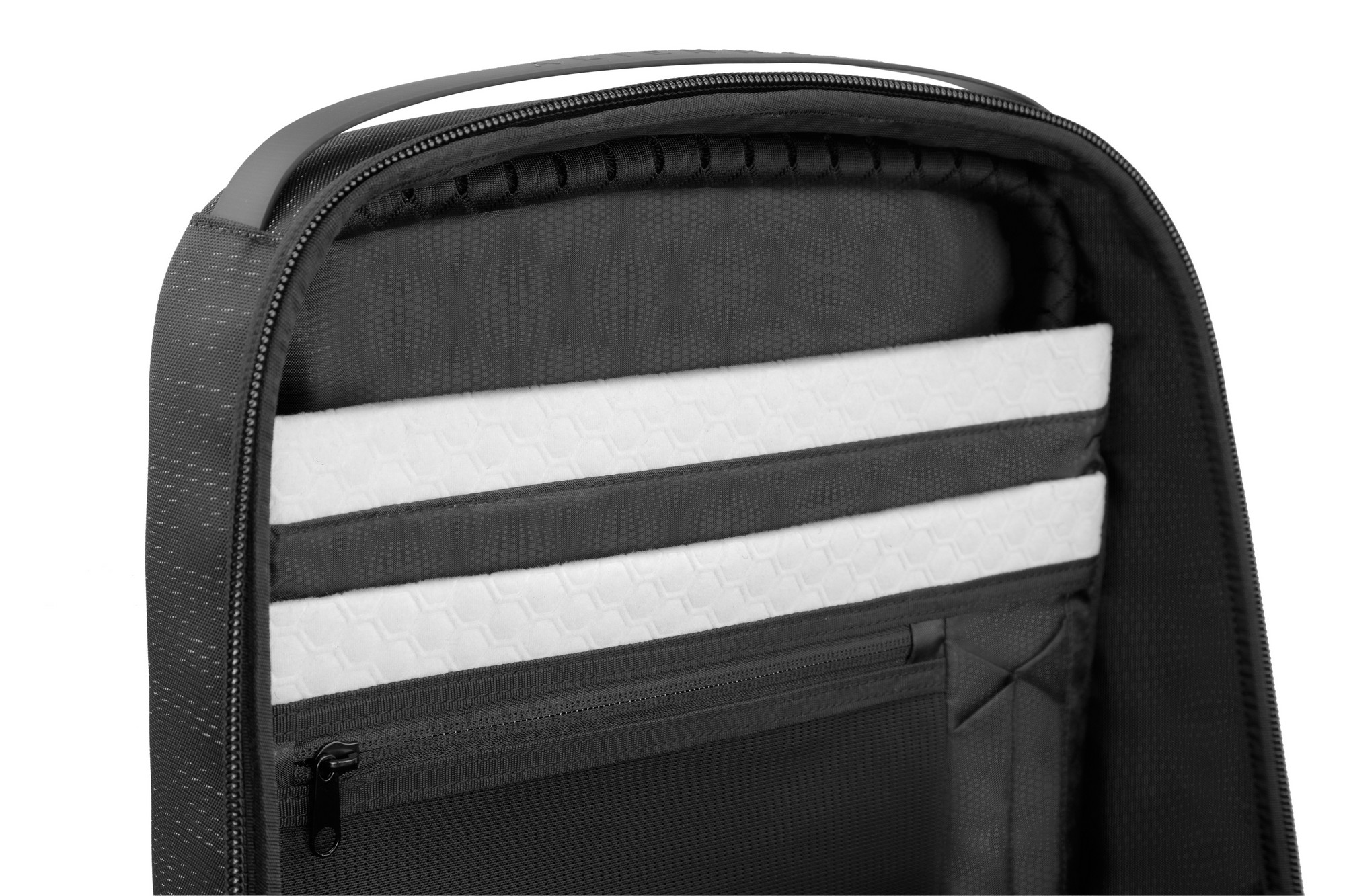 17.0” NB Backpack - Alienware Horizon Utility Backpack - AW523P photo 3