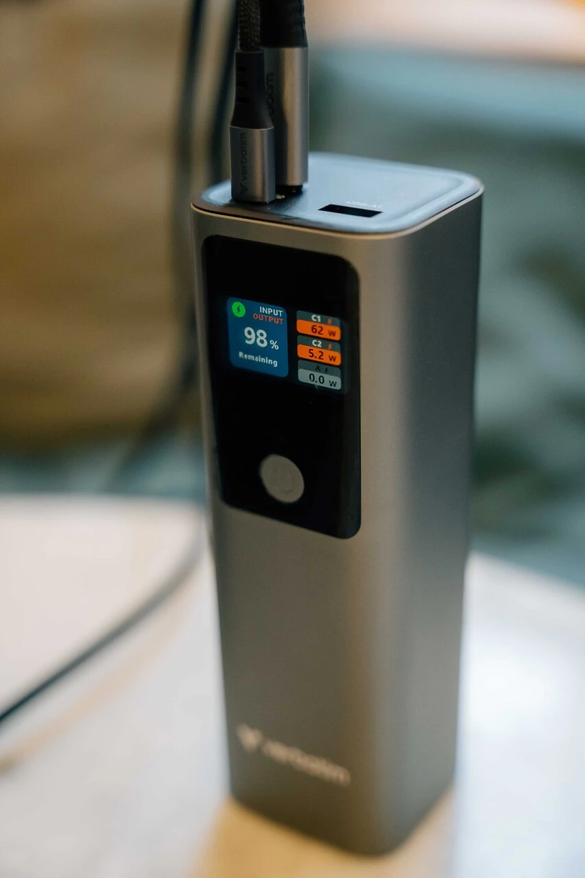 Power Bank Verbatim Charge 'n' Go/ 27.000 mAh / Gray photo 2