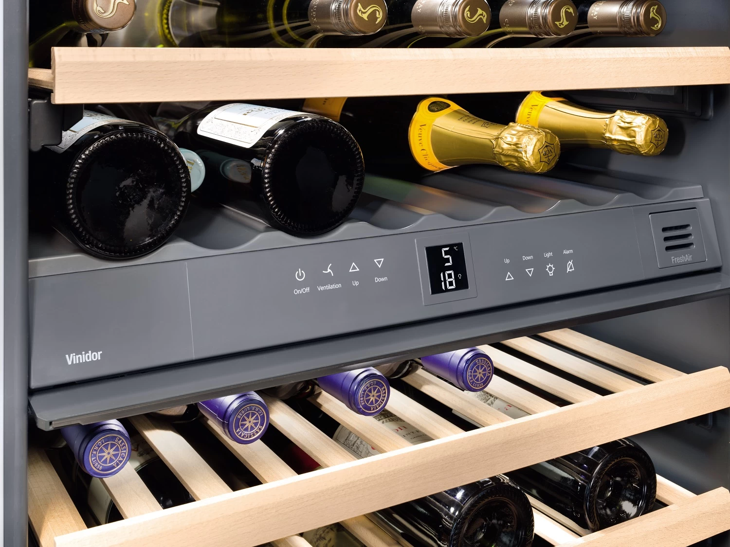 Vitrina de vinuri incorporabil Liebherr UWT gb1682 / 34 sticle / 86.6 cm / G / Negru photo 5