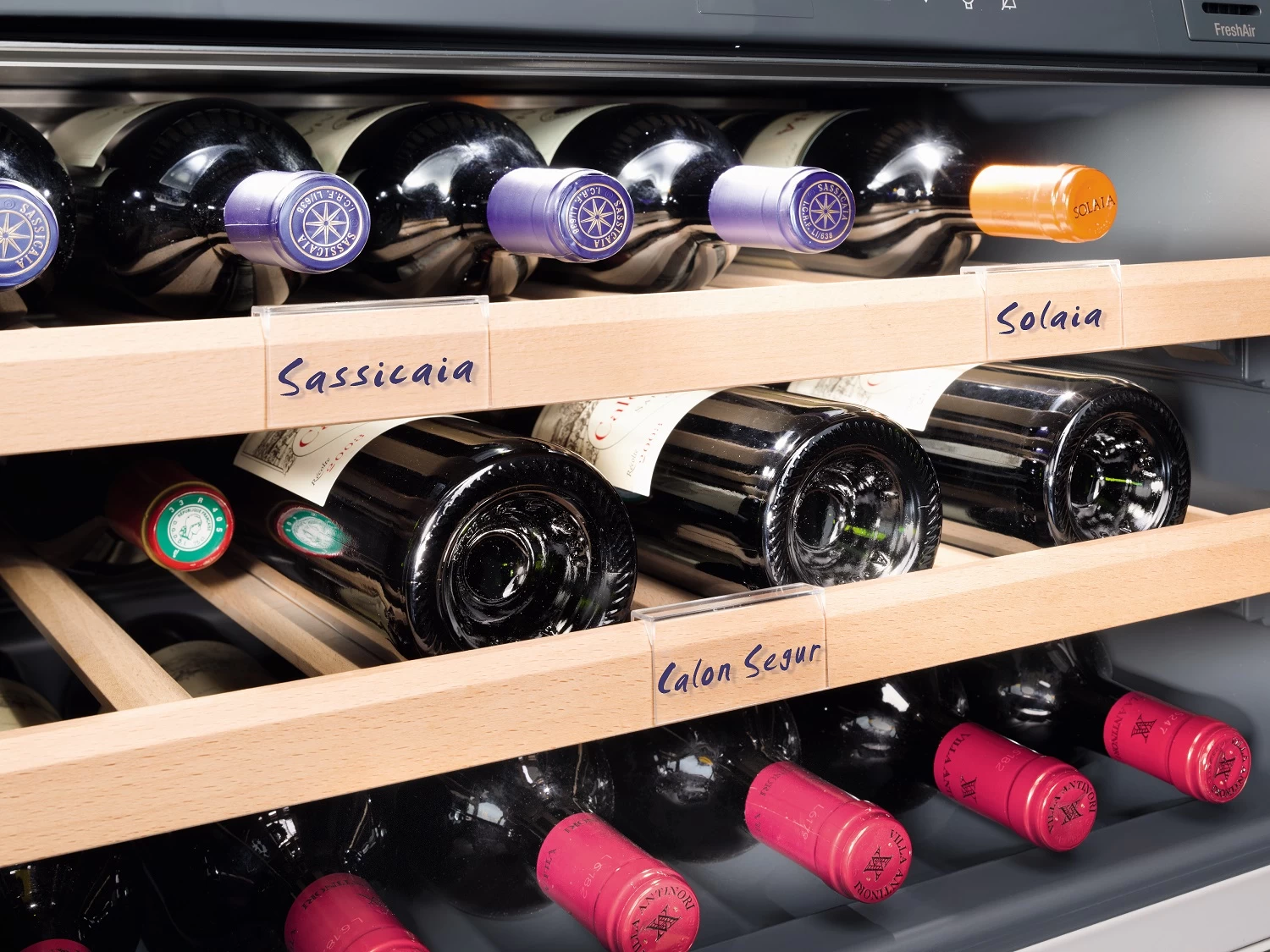 Vitrina de vinuri incorporabil Liebherr UWT gb1682 / 34 sticle / 86.6 cm / G / Negru photo 6