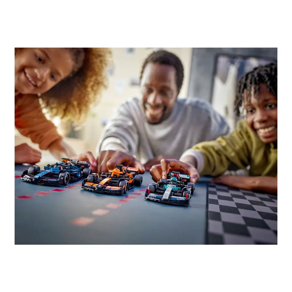 Constructor Lego Speed Champions McLaren F1 Team MCL38 Race Car 77251 de la 10+ ani photo 4