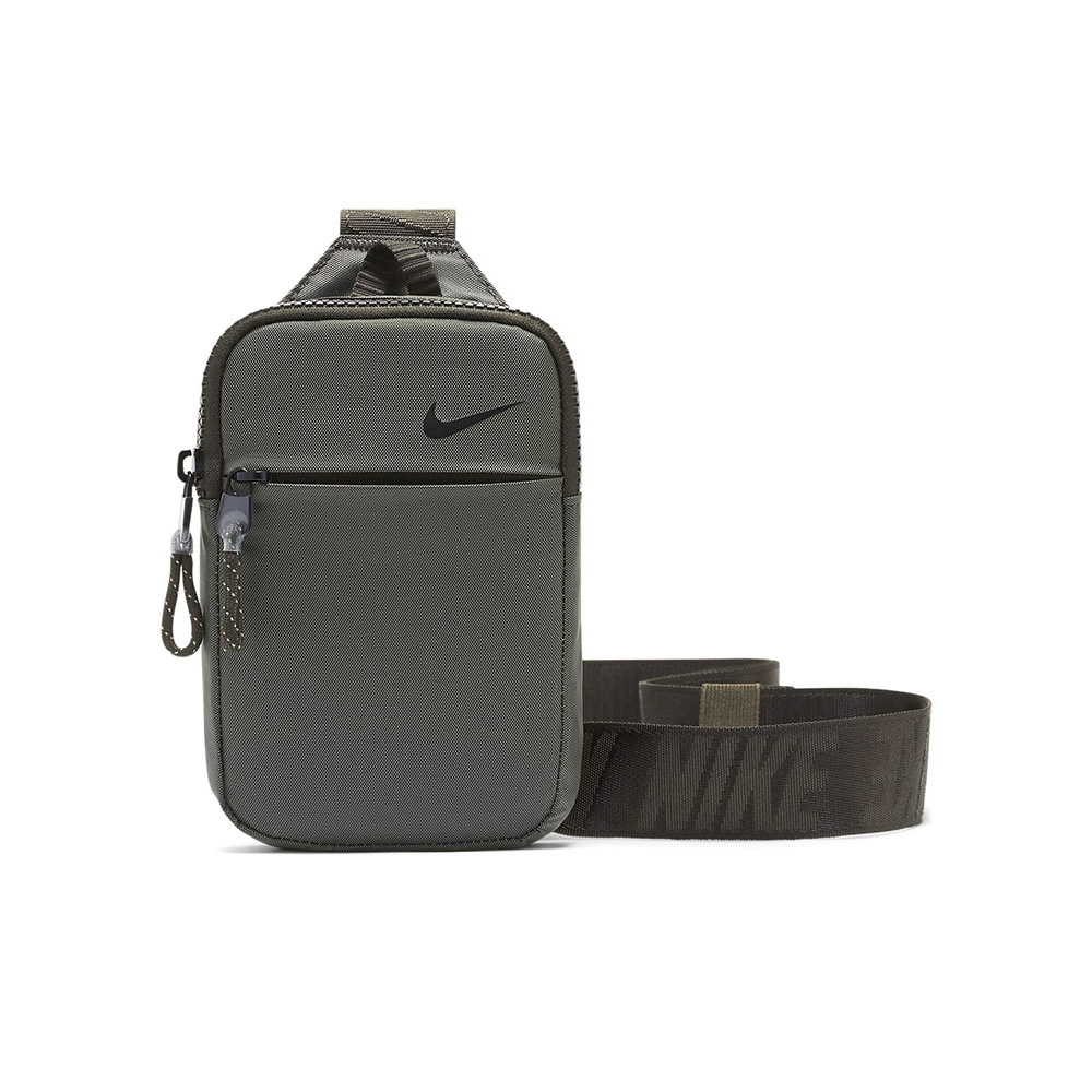 Сумка Nike NK SPRTSWR ESNTL CRSSBDY-SM MT CV1064-355 Хаки photo 1 Сумка Nike NK SPRTSWR ESNTL CRSSBDY-SM MT CV1064-355 Хаки photo 1