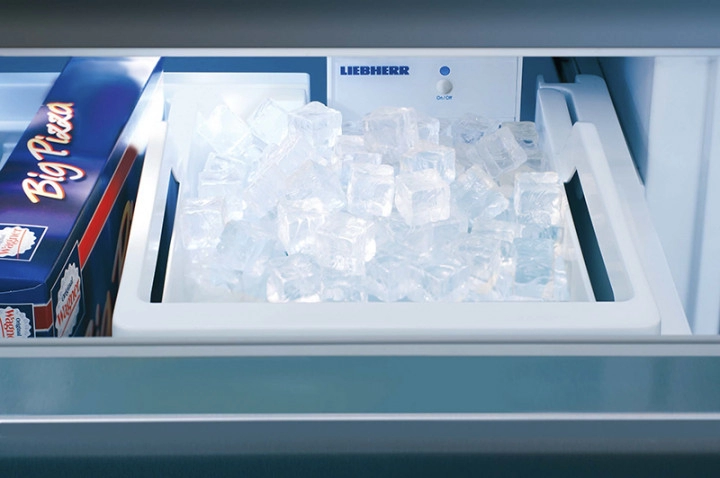 Frigider French Door Liebherr CBNbe 6256 / 471 l / 204 cm / A++ / Bej photo 5