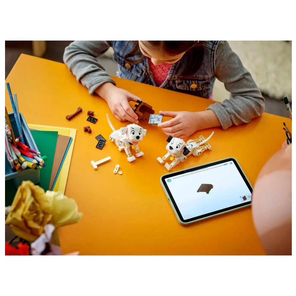 Constructor Lego Disney Lucky &amp; Penny 101 Dalmatians Puppies 43271 de la 6+ ani photo 8