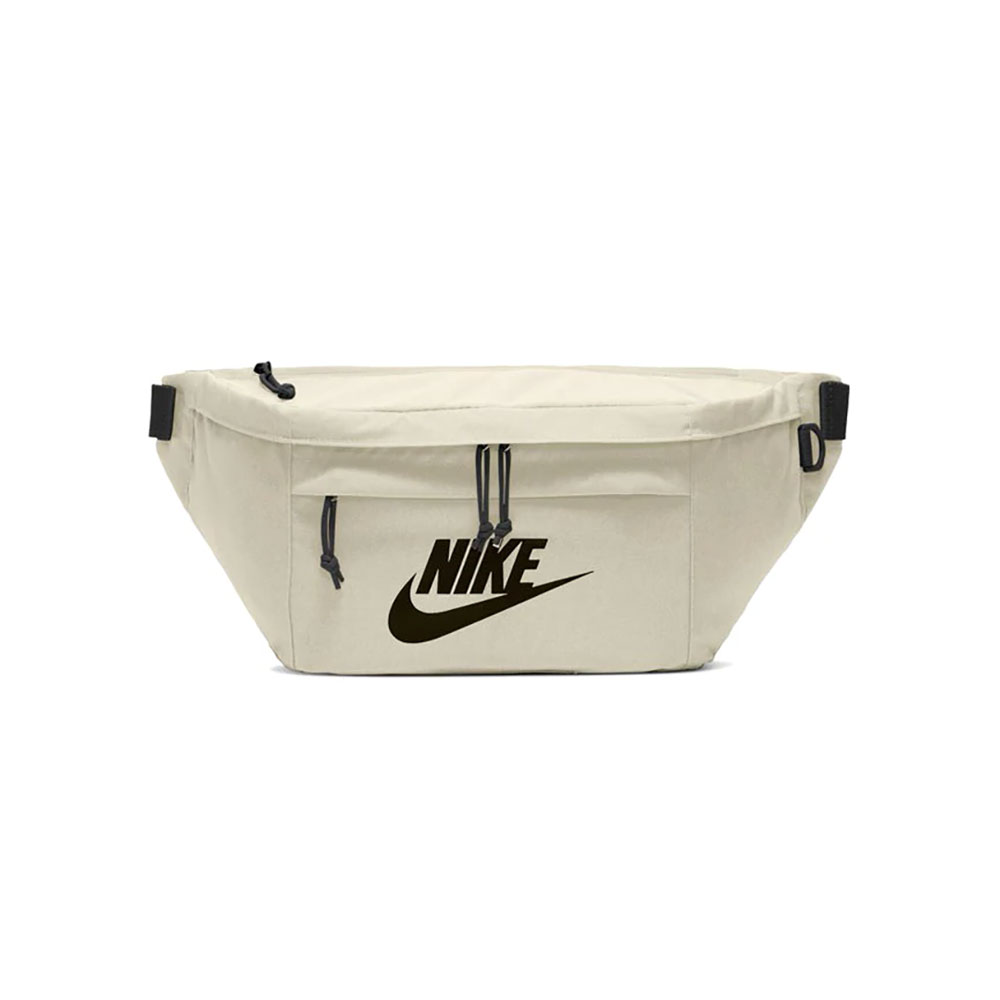 Сумка на пояс Nike NK TECH HIP PACK photo Сумка на пояс Nike NK TECH HIP PACK photo
