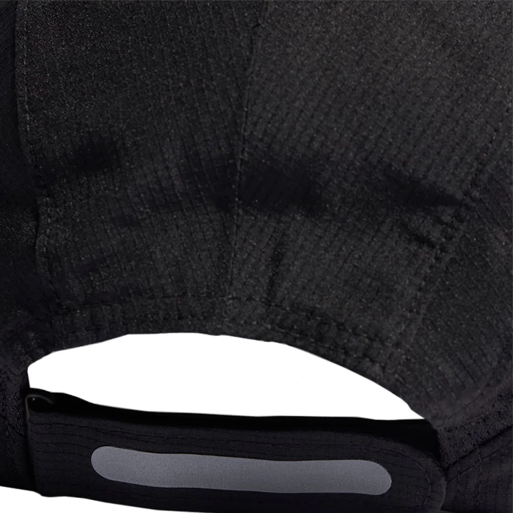 Chipiu Adidas RUNxADIZ C H.R. OSFM Negru photo 4