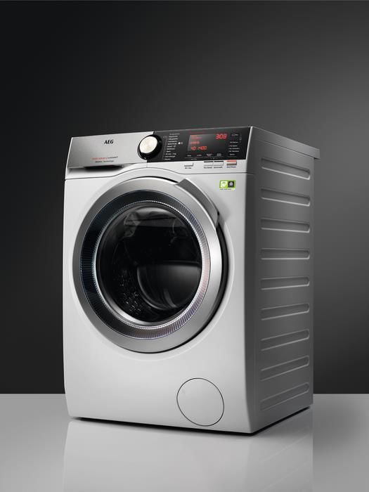 Стиральная машина AEG L8FEC68S 8 кг / 1600 об/мин / A+++ / Белый photo 2