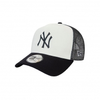 Chipiu New Era Team Block Trucker     thumbnav