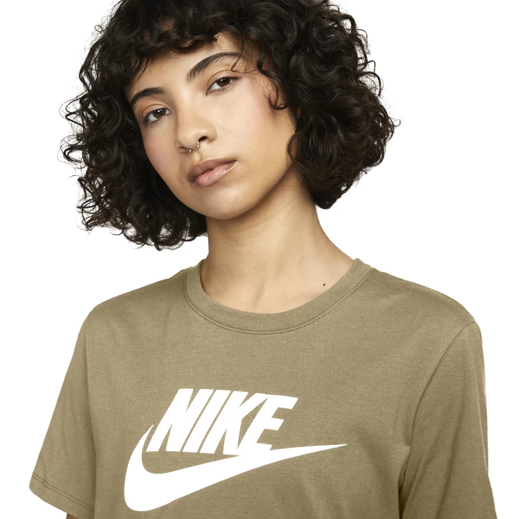 Tricou Nike W NSW TEE ESSNTL ICN FTRA S Maro Femei photo 4