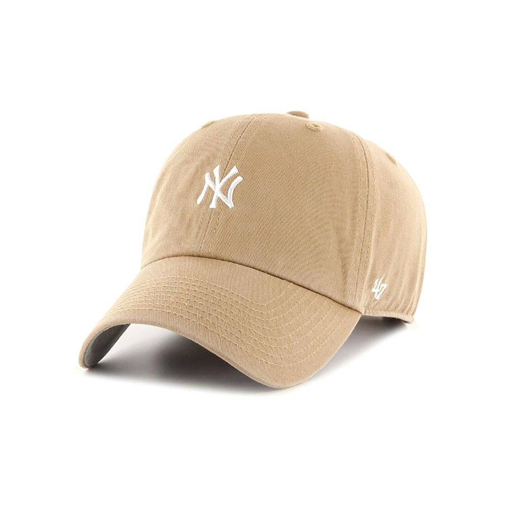 Chipiu 47 Brand NY YANKEES BASE RUNNER photo Chipiu 47 Brand NY YANKEES BASE RUNNER photo